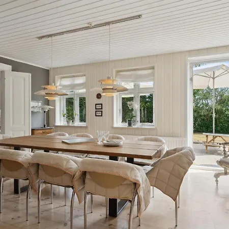 4 Bedroom In Holiday home Nyborg