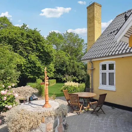 4 Bedroom In Holiday home *